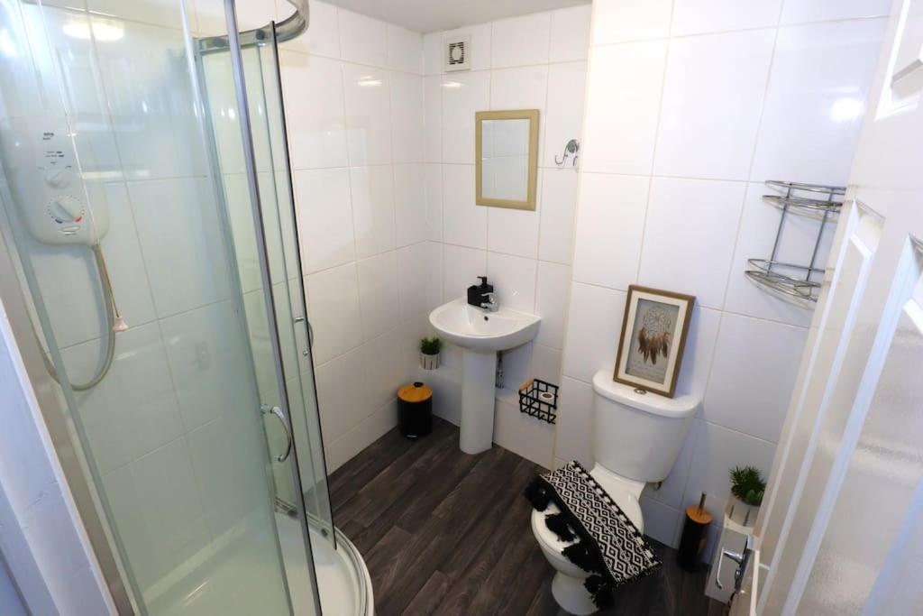 New Sunset Square Eastbourne 2 Bed Apartment, Long Stay Welcome Bagian luar foto