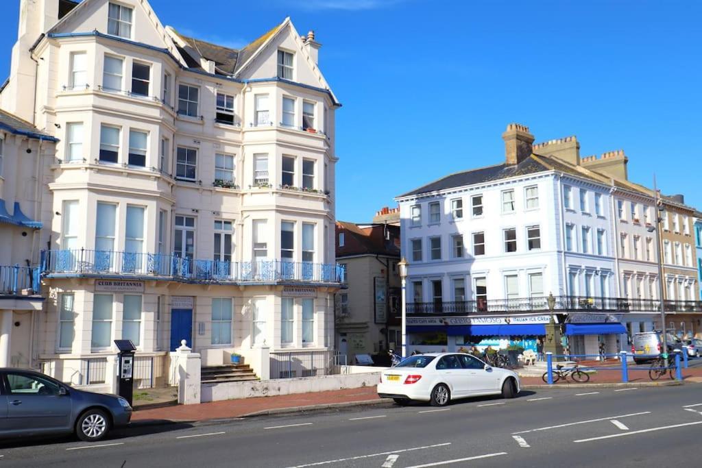 New Sunset Square Eastbourne 2 Bed Apartment, Long Stay Welcome Bagian luar foto
